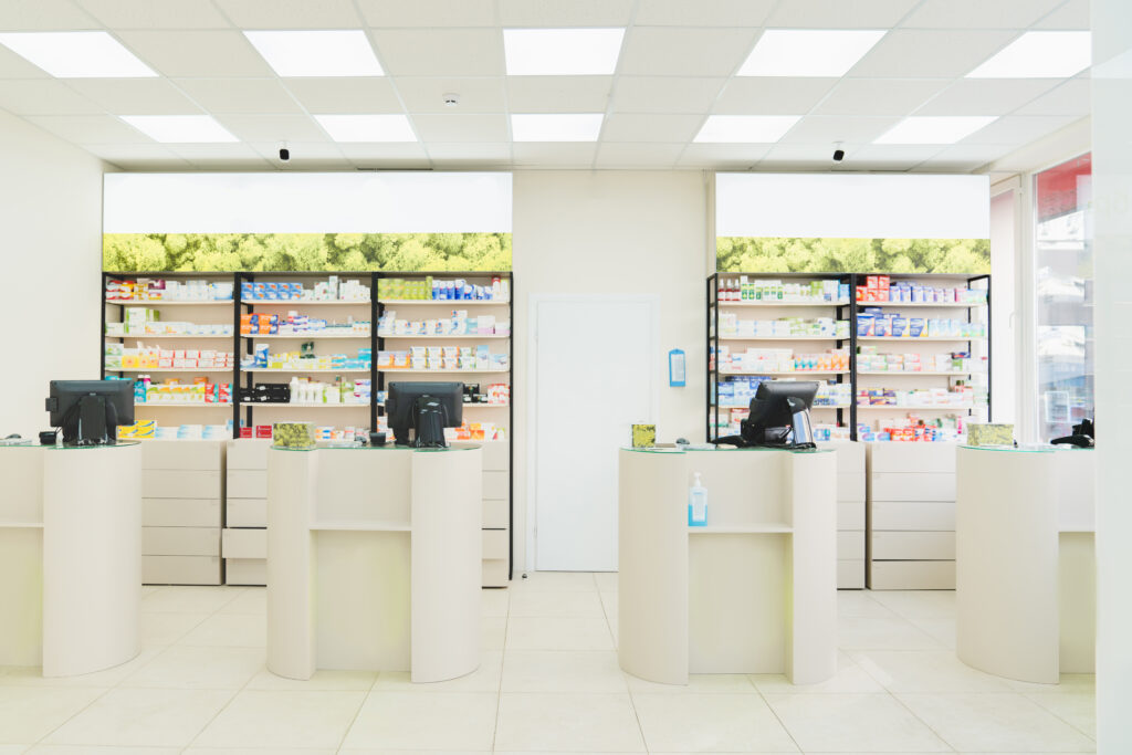reformas de farmacias en Alicante